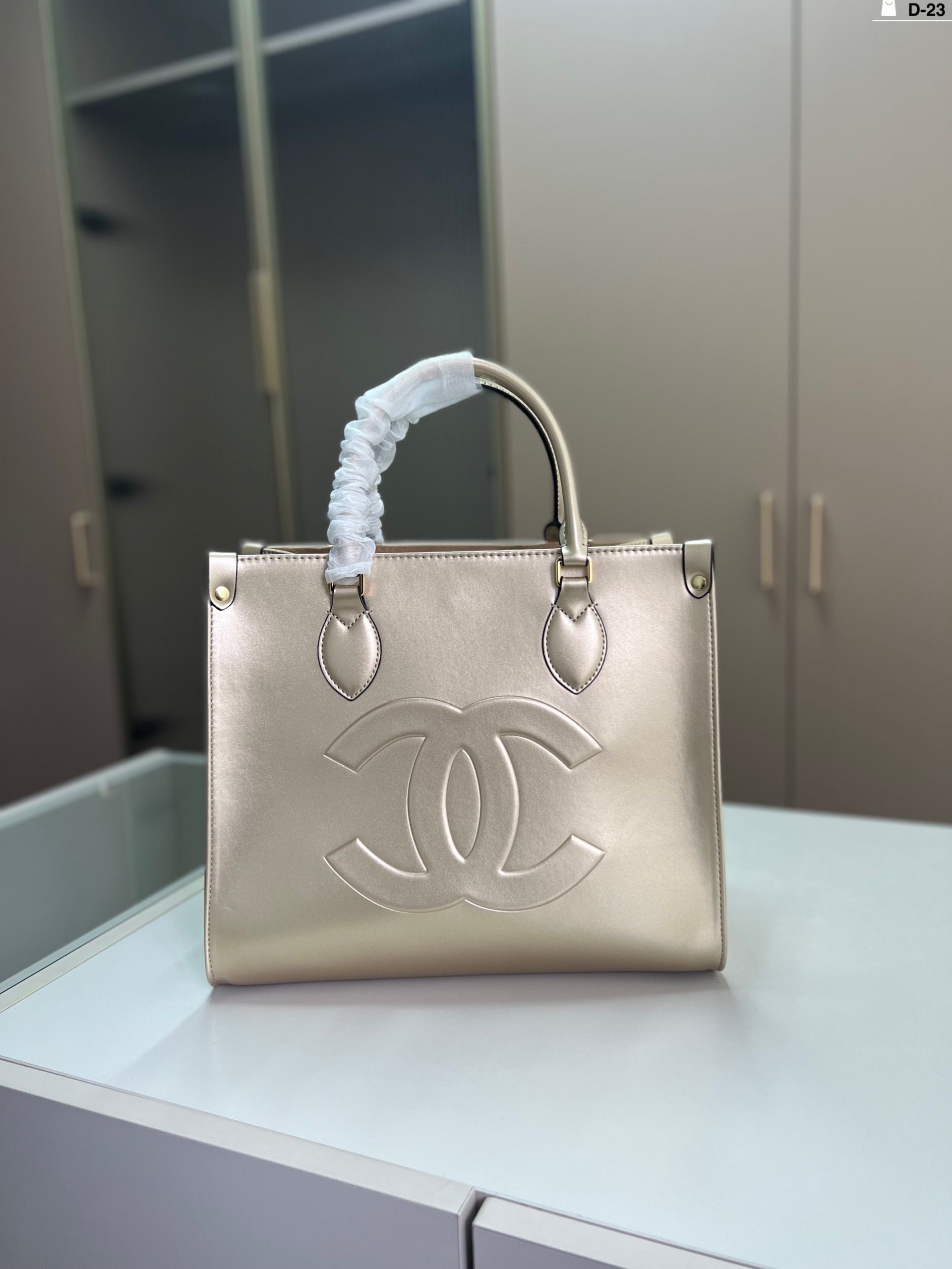 Oversized Tote Bag
