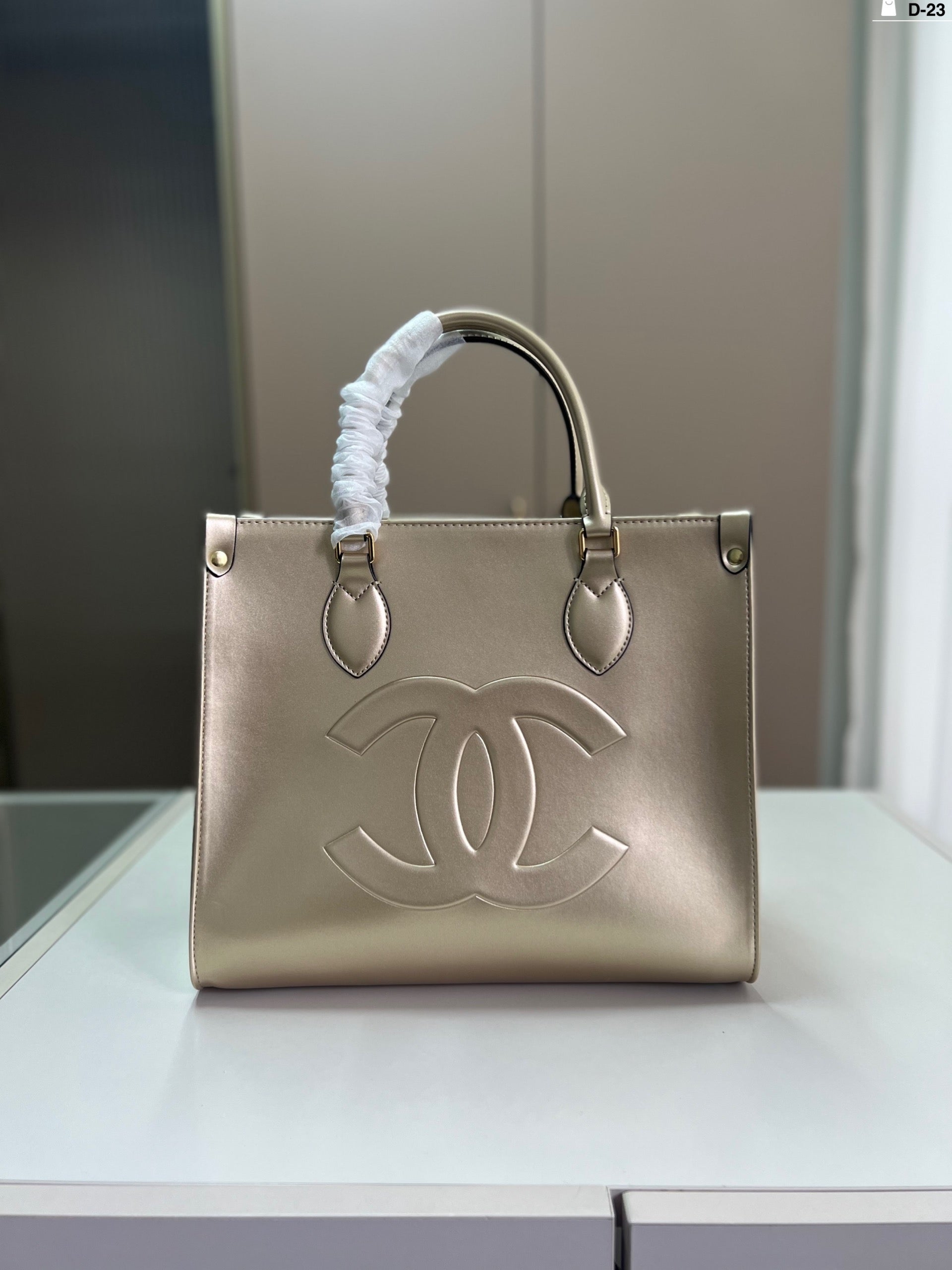 Oversized Tote Bag