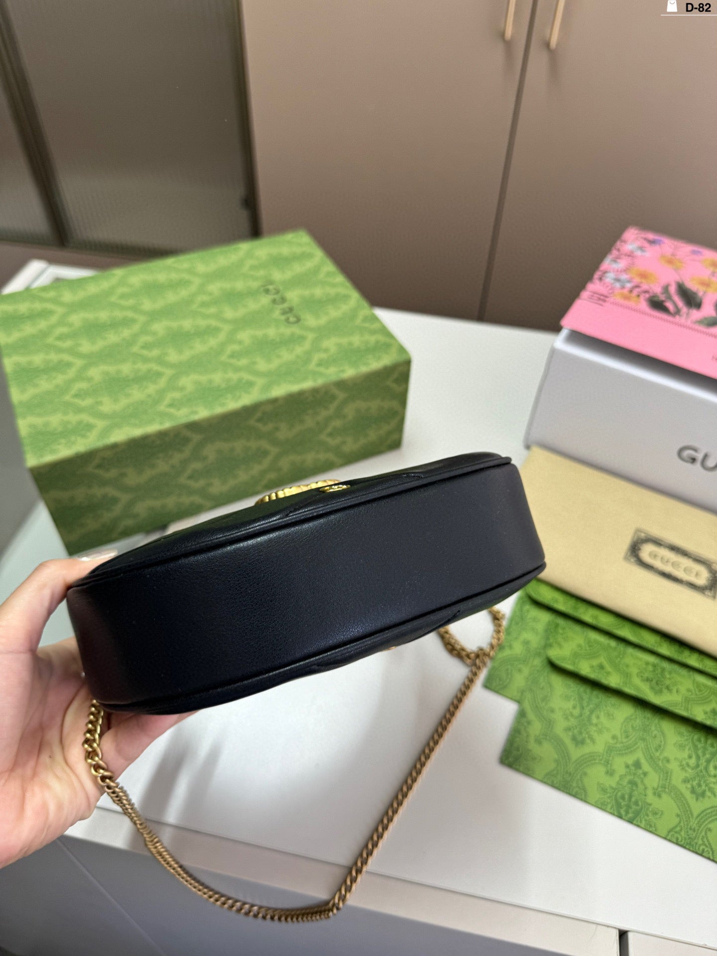 Crescent bag